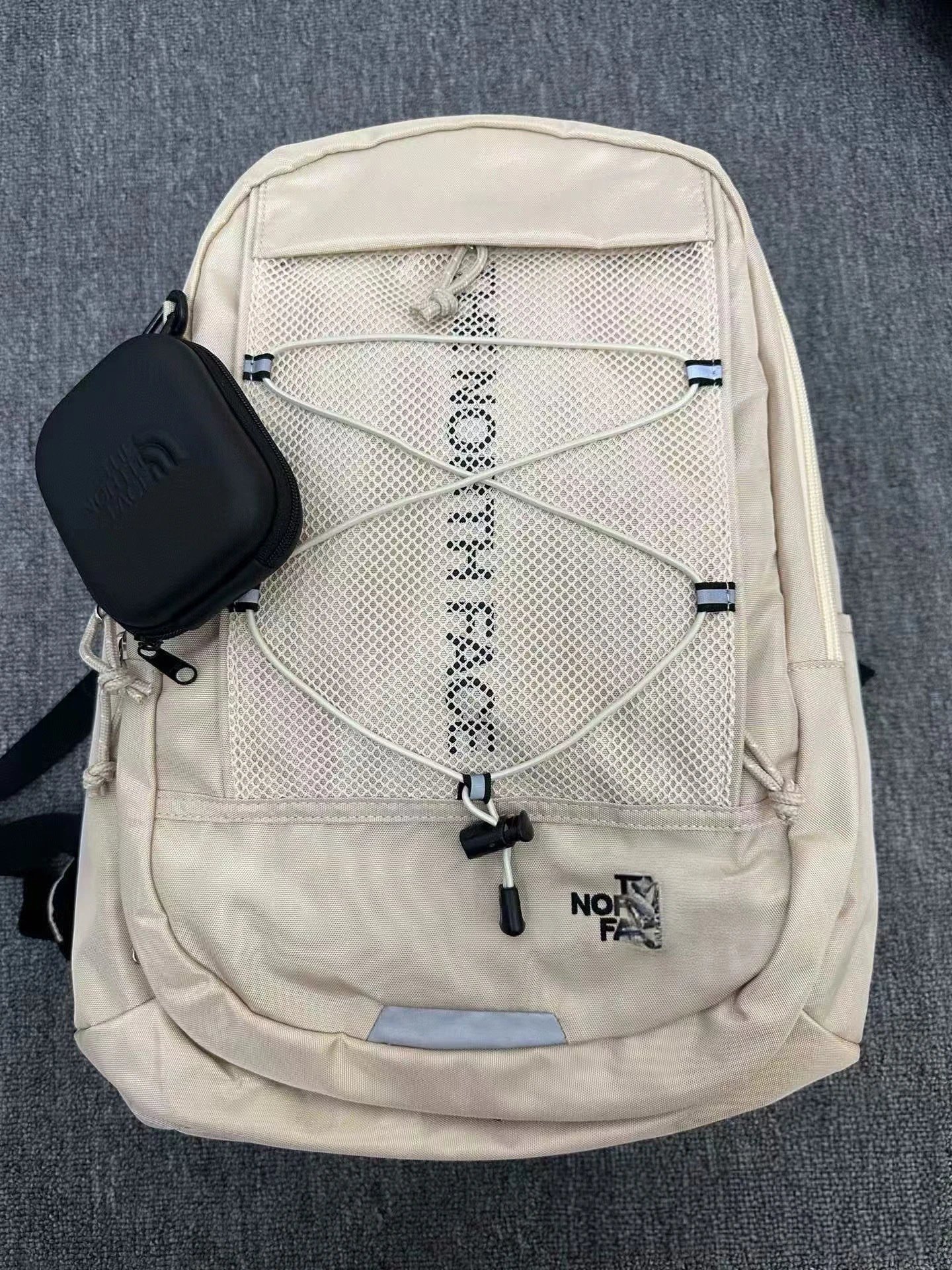 Beige 32 L SKU image