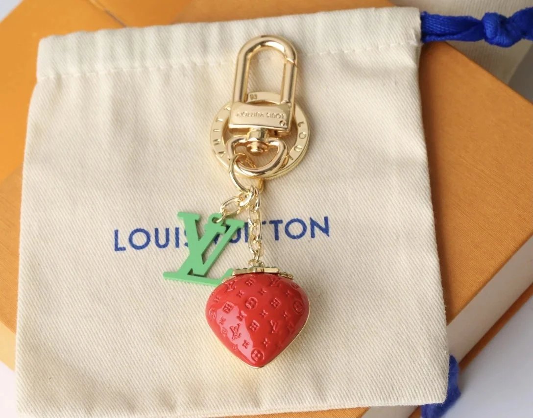 P140-12-23 Strawberry-Detail Keychain - CSSBuy spreadsheet - 148214