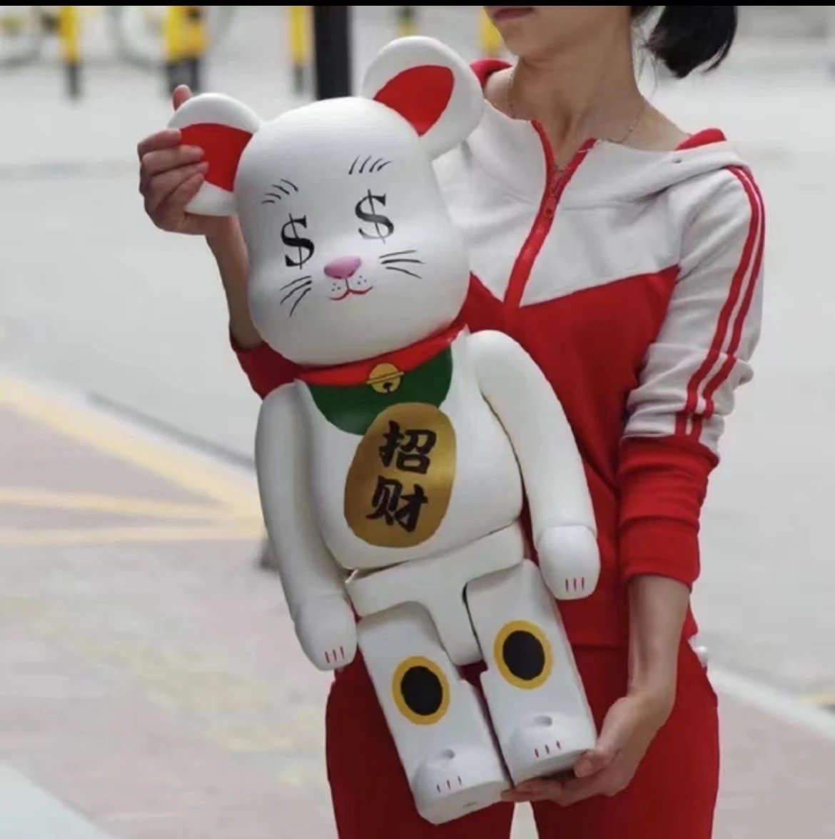 Vinyl plastic 1000%Lucky cat