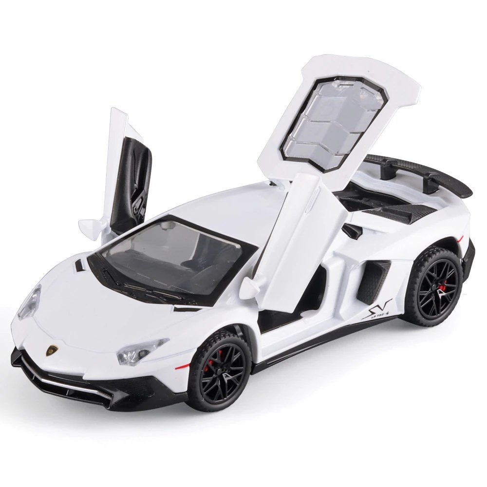 Lamborghini Aventador LP 750-4 SV Alloy Car Model - Lights and Opening Doors