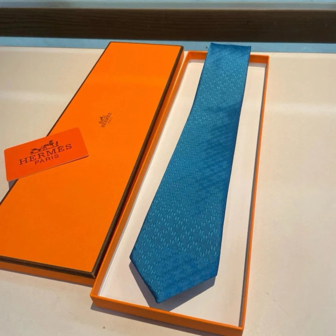 Teal Patterned Tie P170(65-751) - Tie Spreadsheet, Fashion Picks, Tie List, Accessory Finds, Tie Finds - 141735