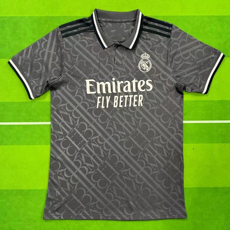 24-25 Real Madrid on two away games SKU image