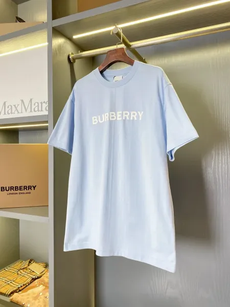 Burberry Logo Print Oversized T-Shirt in Multiple Colors - 7