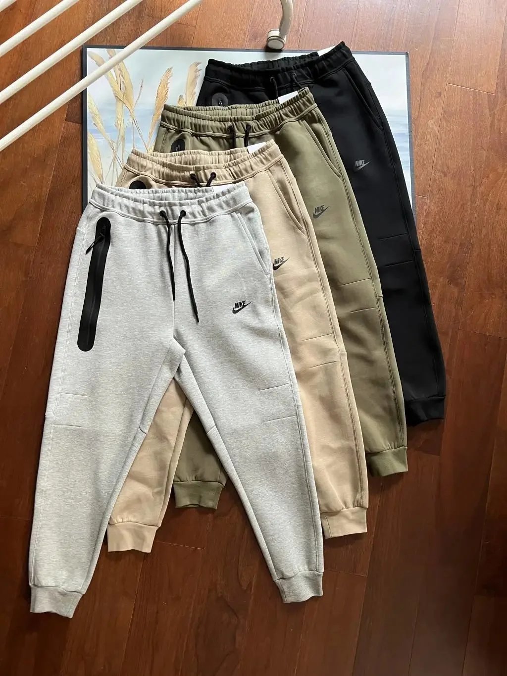 Nike Grey Tech Fleece Sweatpants