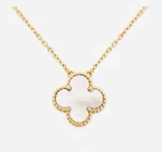 P150-W69 White Clover-Pendant Necklace - Hubbuycn spreadsheet - 148053
