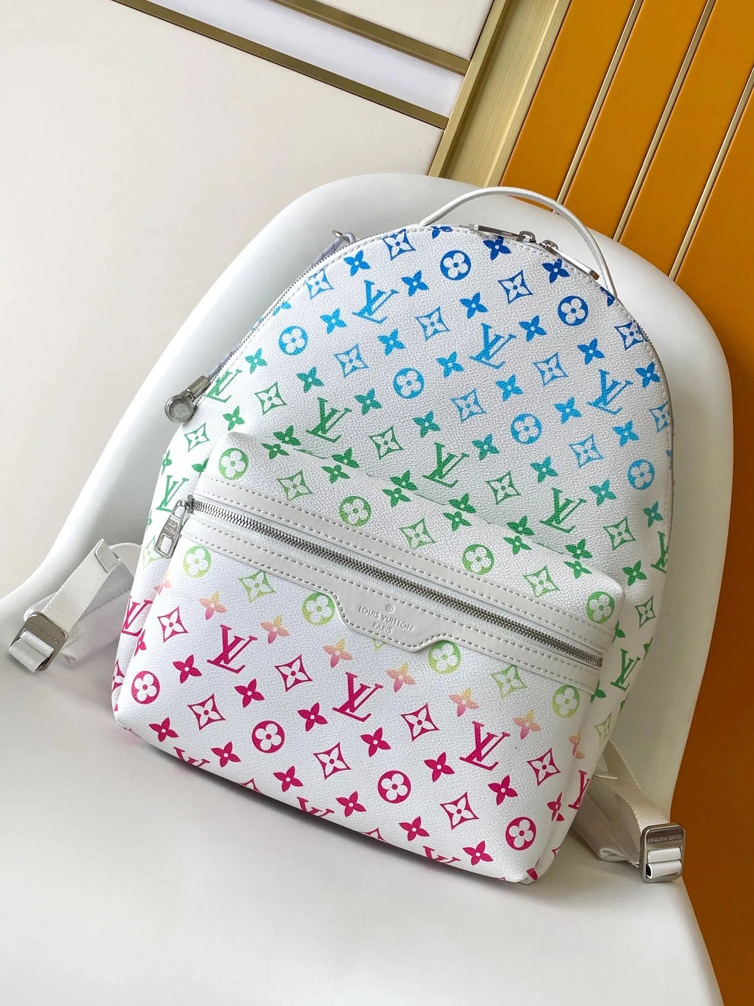 White Multicolor Monogram Backpack P720A(M14184-1) - Bag Spreadsheet, Accessory Finds, Bag List, Bag Picks - 142030