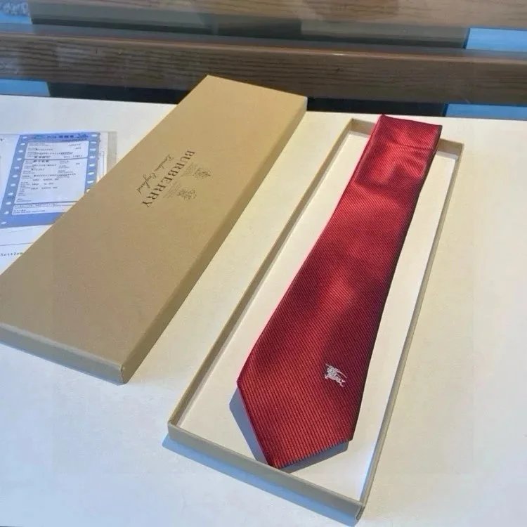 Burberry Tie photo 8