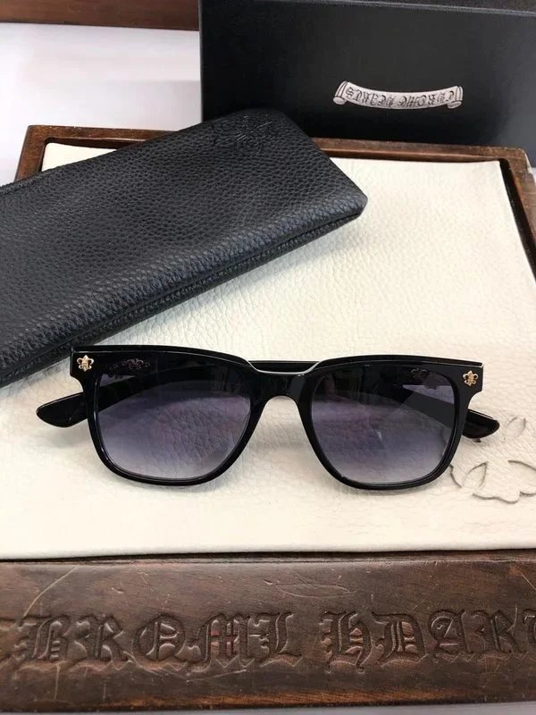 Black Gold/Gradual Grey