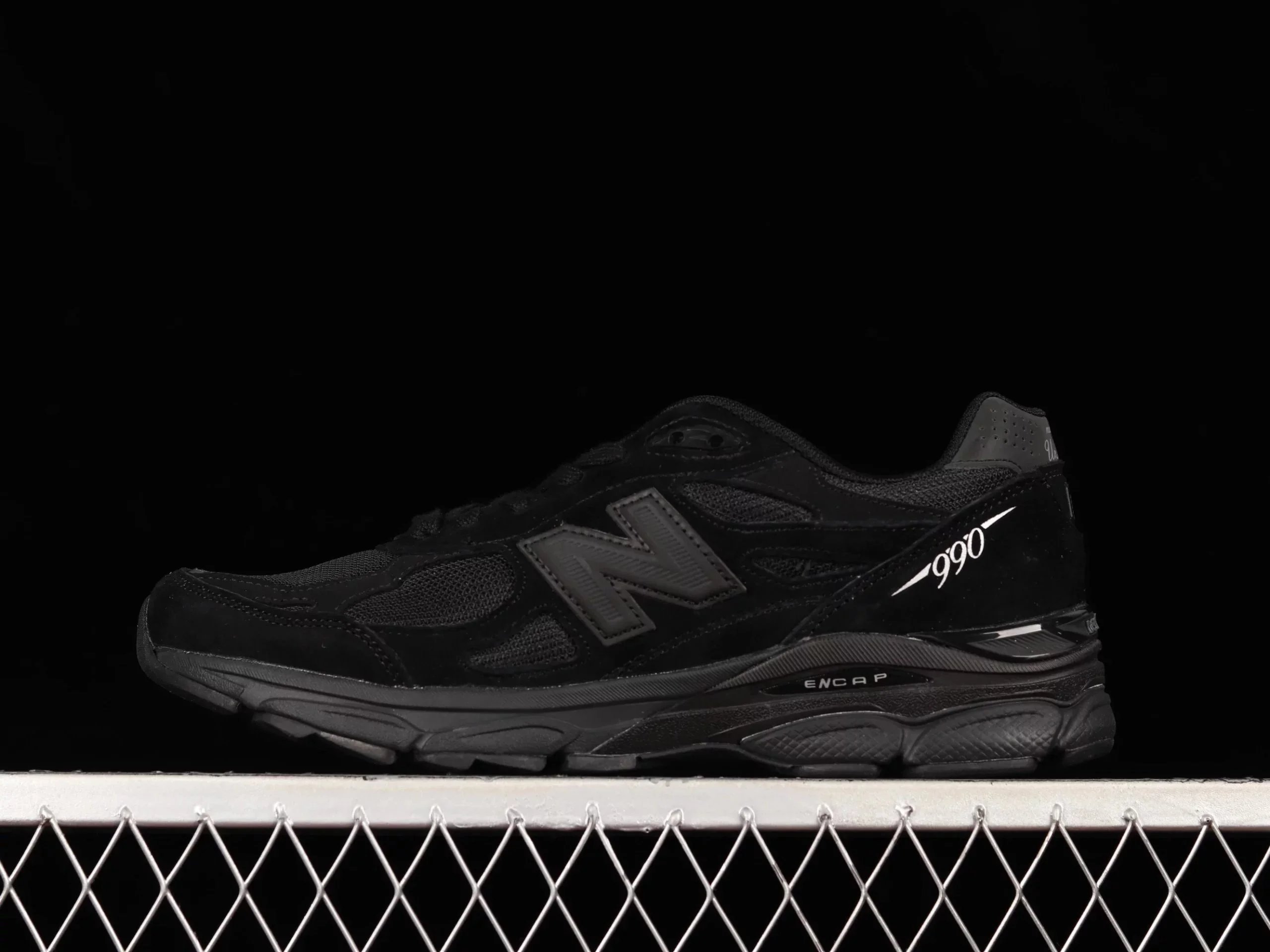 New Balance M990TB3 Black