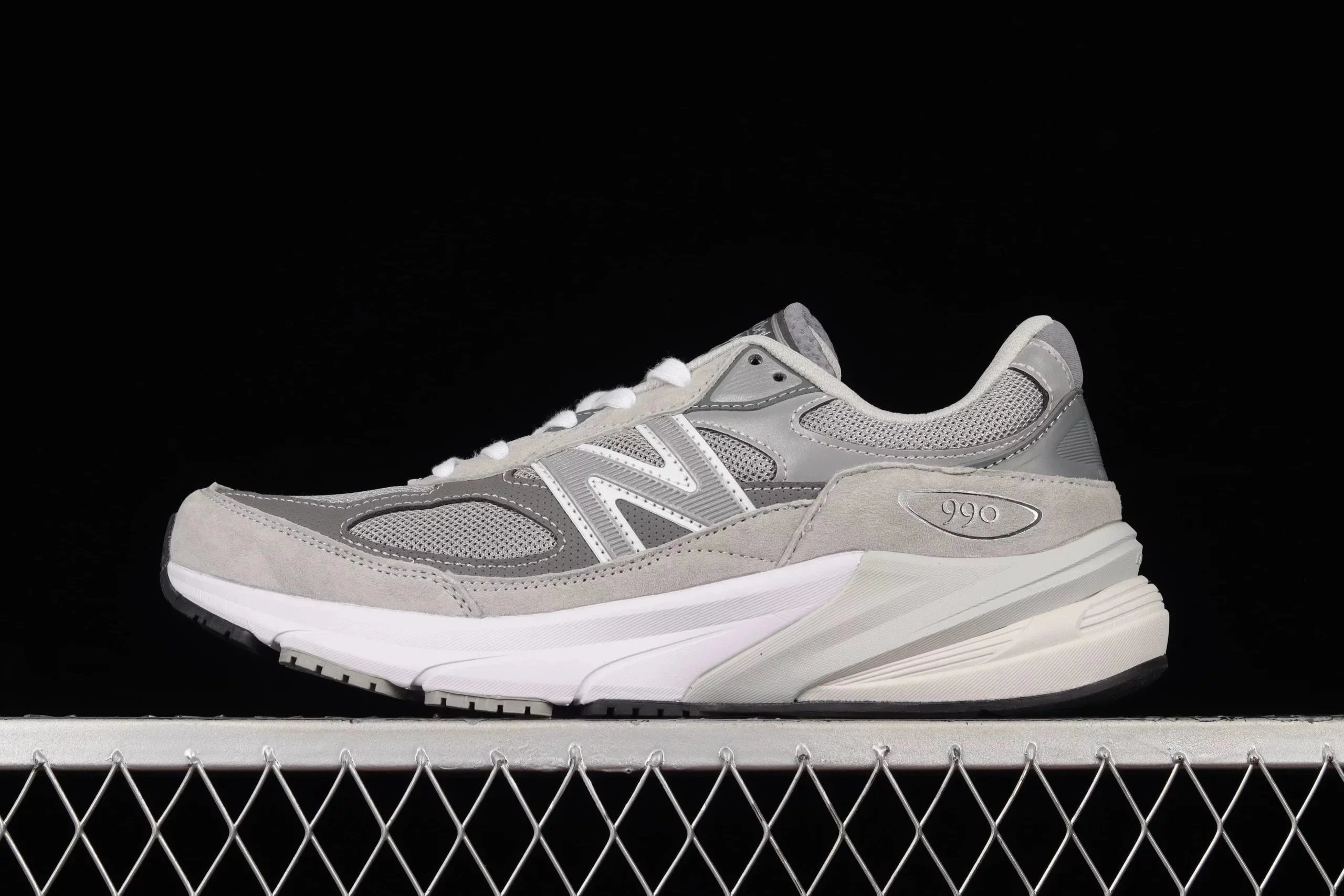New Balance M990GL6 Grey
