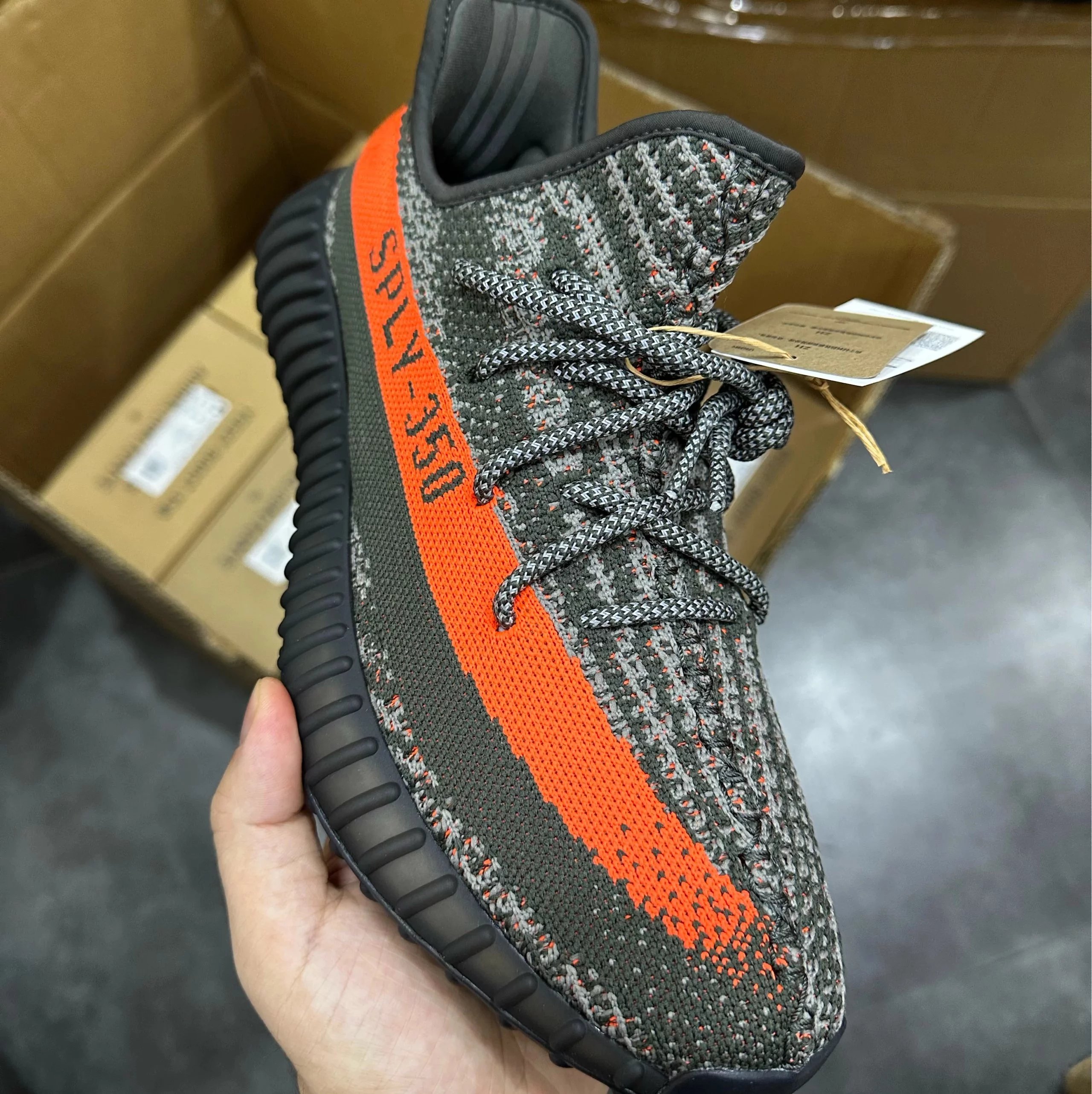 Coconut 350 Grey Orange 3.0 HQ7045