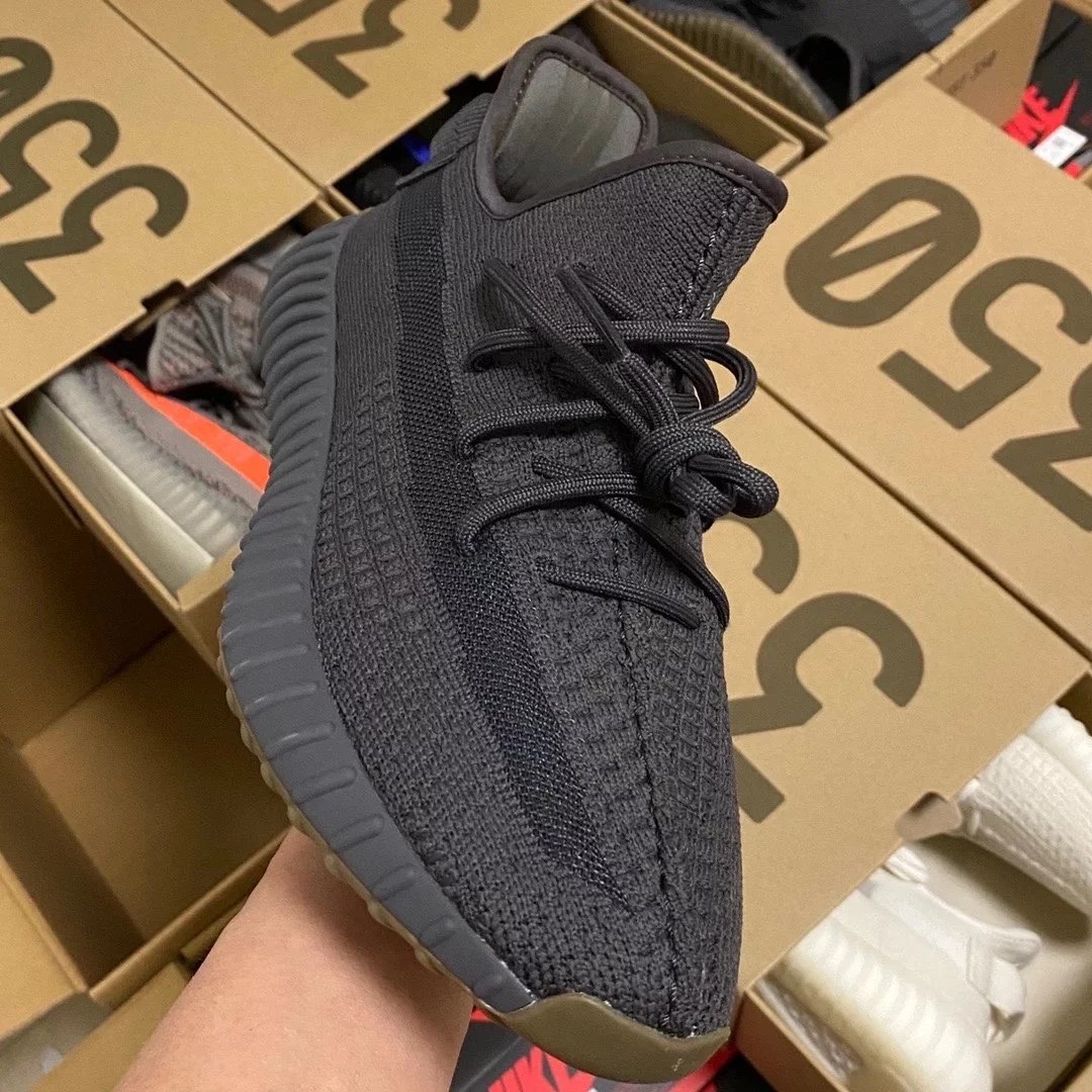 Coconut 350 Black Gum FY2903