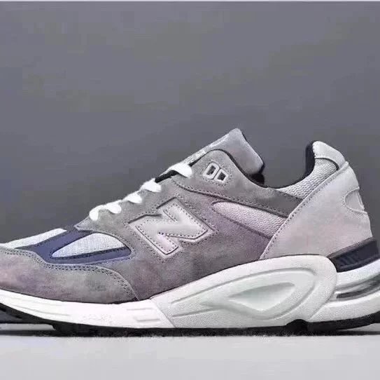 New Balance 990V2 Yuwen Le Grey
