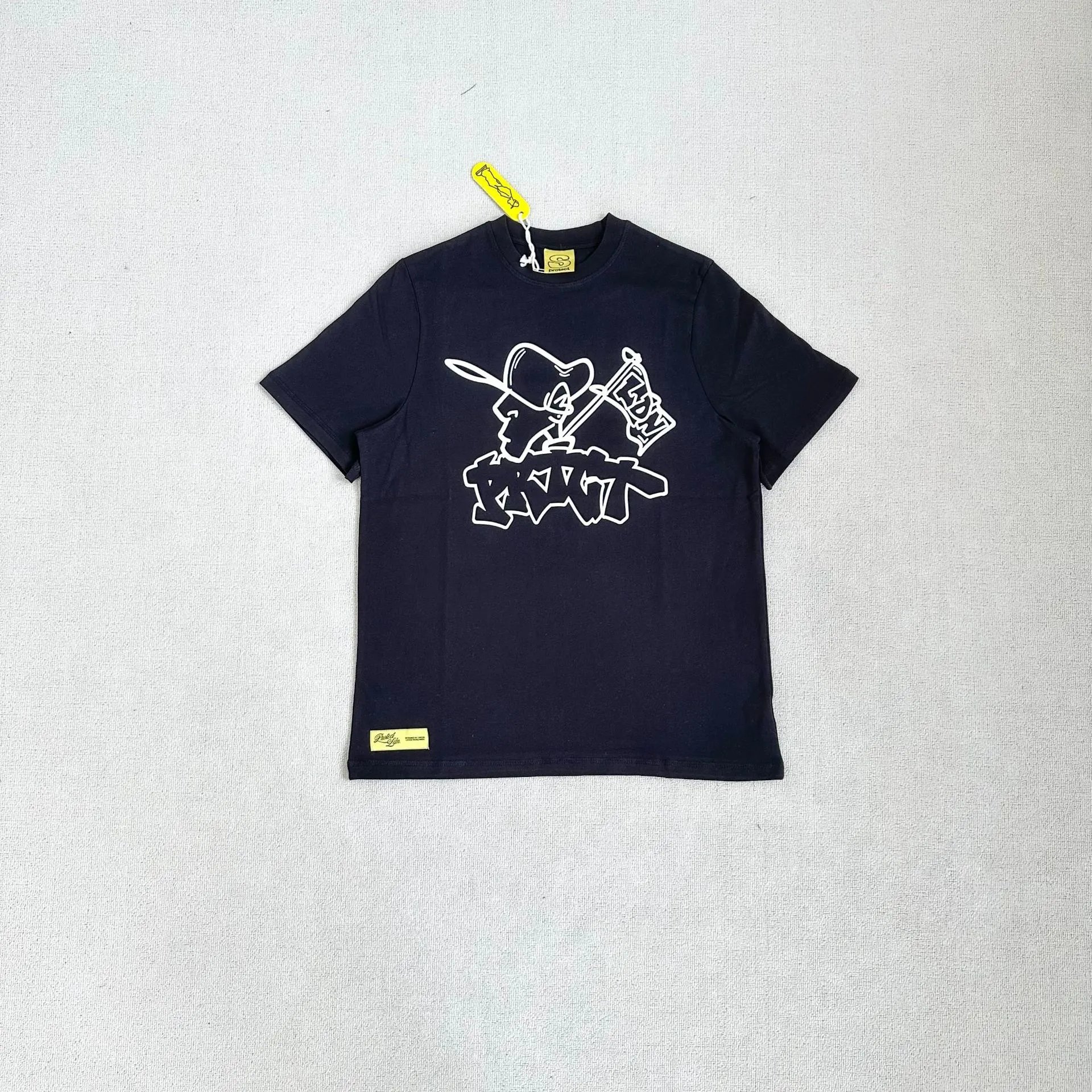 R05/Black