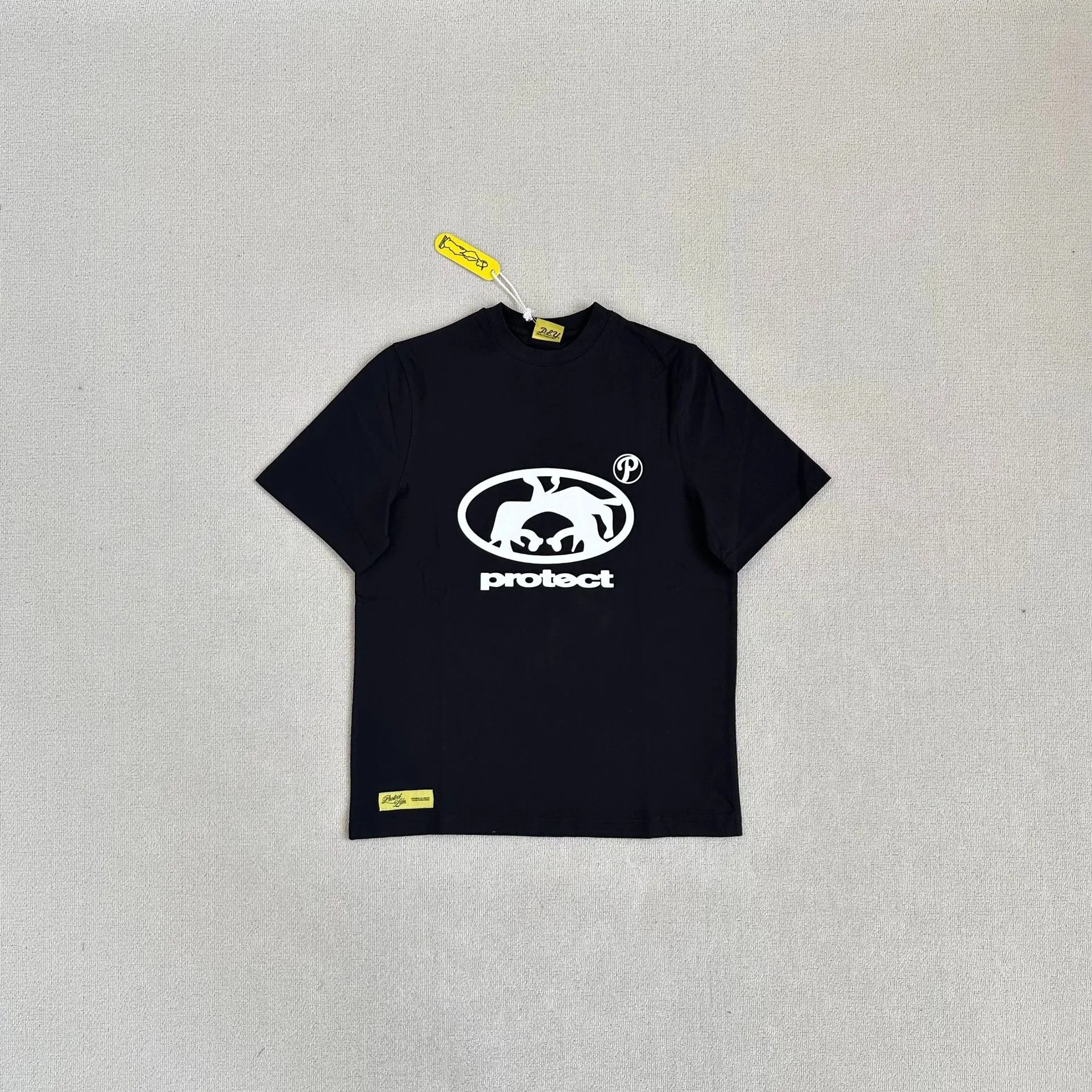 R01/Black White Print