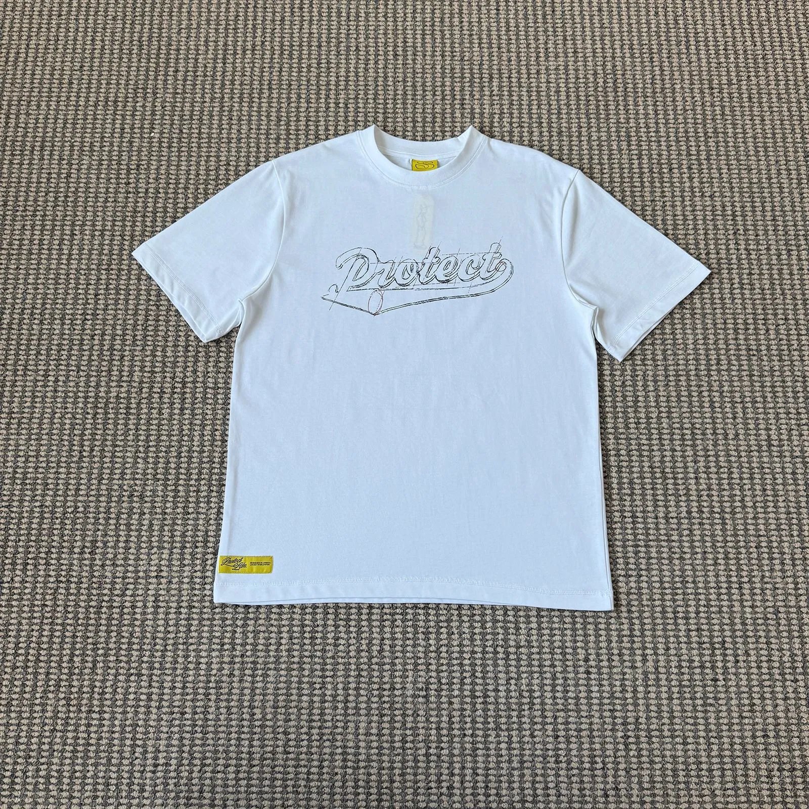R06/White