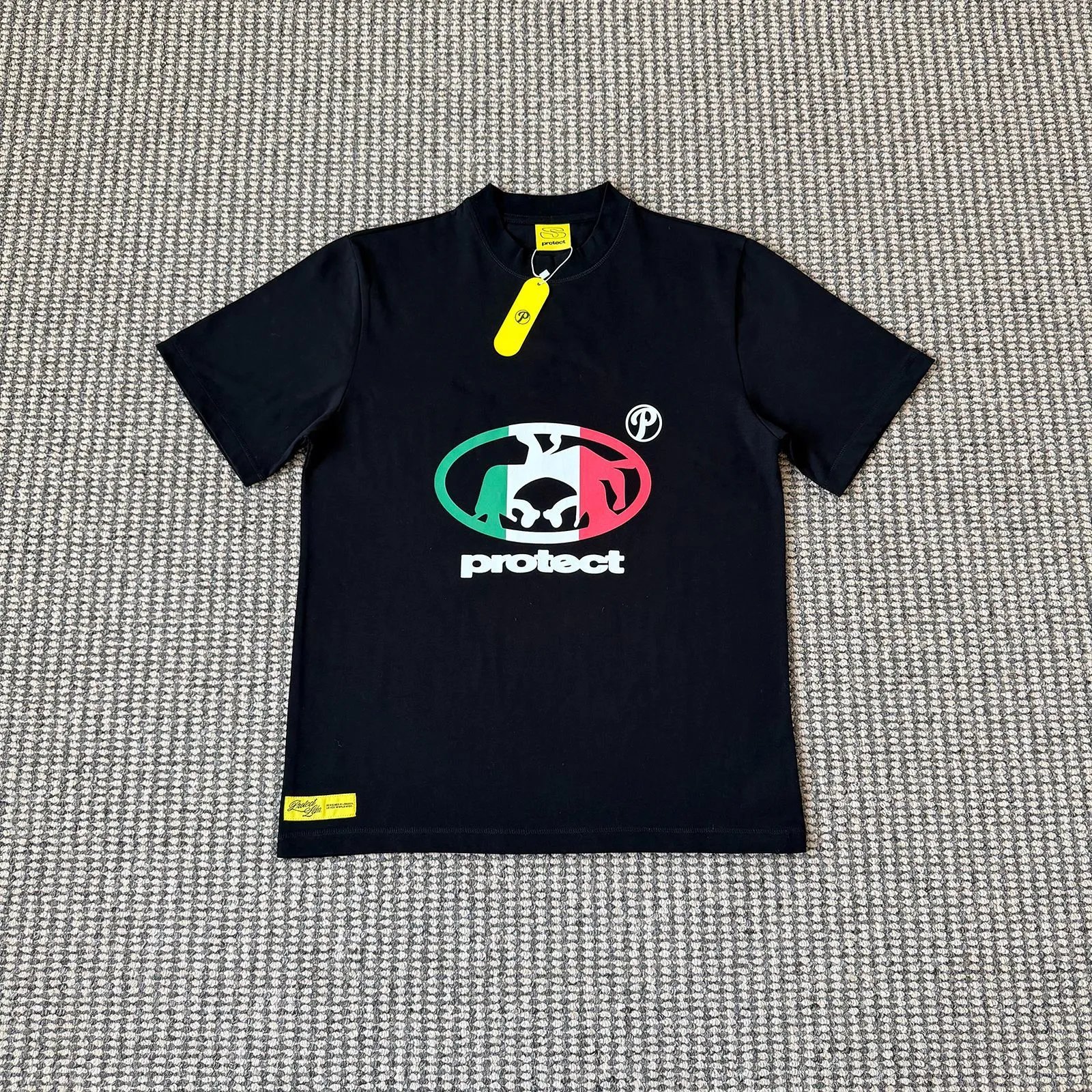 R Tri-color/Black