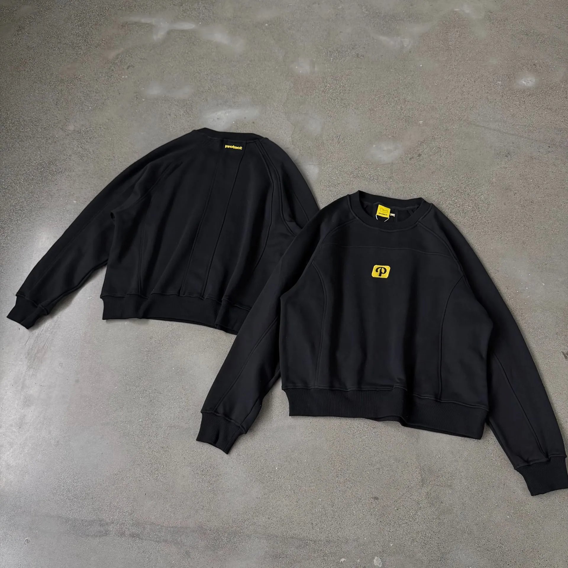 Yellow Label Hoodie/Black