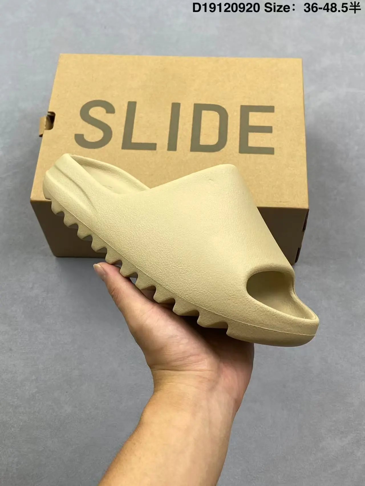 adidas Yeezy Slide EVA Pure D19120920
