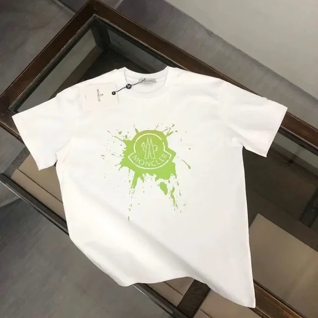 Moncler T-Shirts Short-Sleeve Logo Graphic T-Shirt product detail image 8