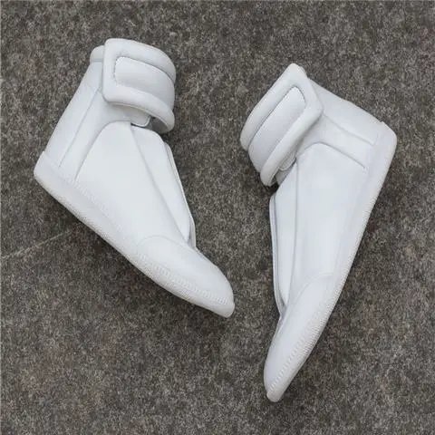 Sports Shoes photo 3