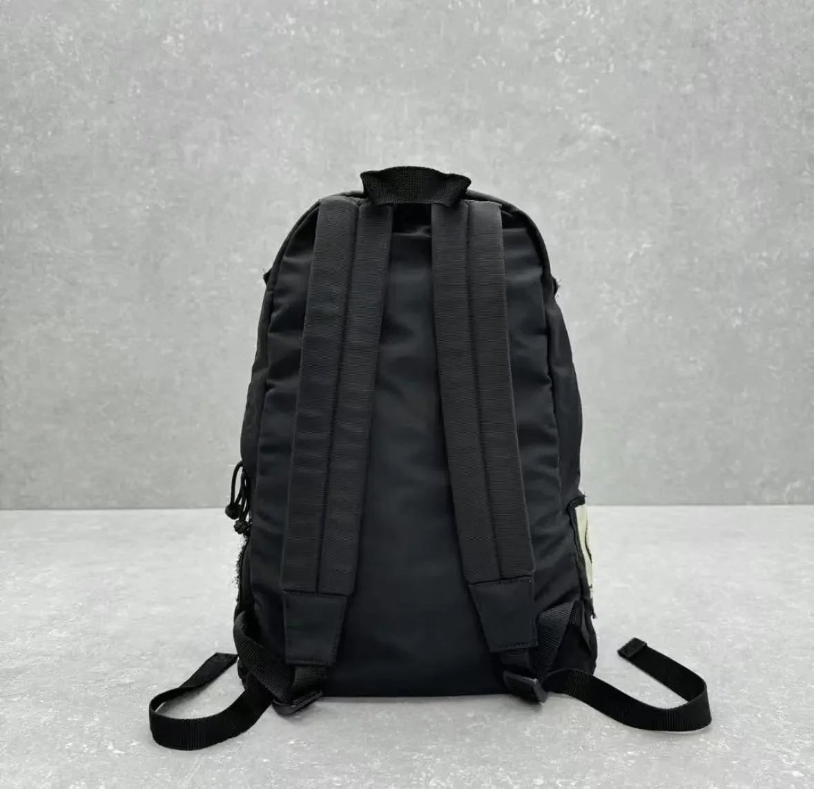 Backpack photo 4