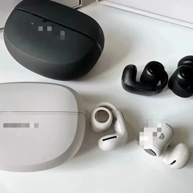 New Bluetooth earpho