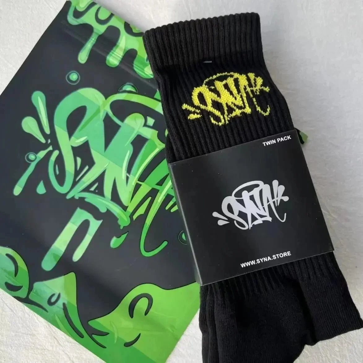 Syna Black Yellow Socks