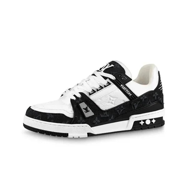 Louis Vuitton Monogram Pattern Low Top Sneakers