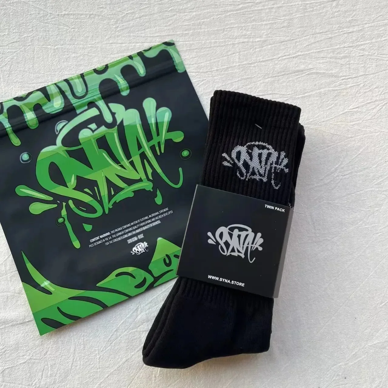 Syna Black Socks