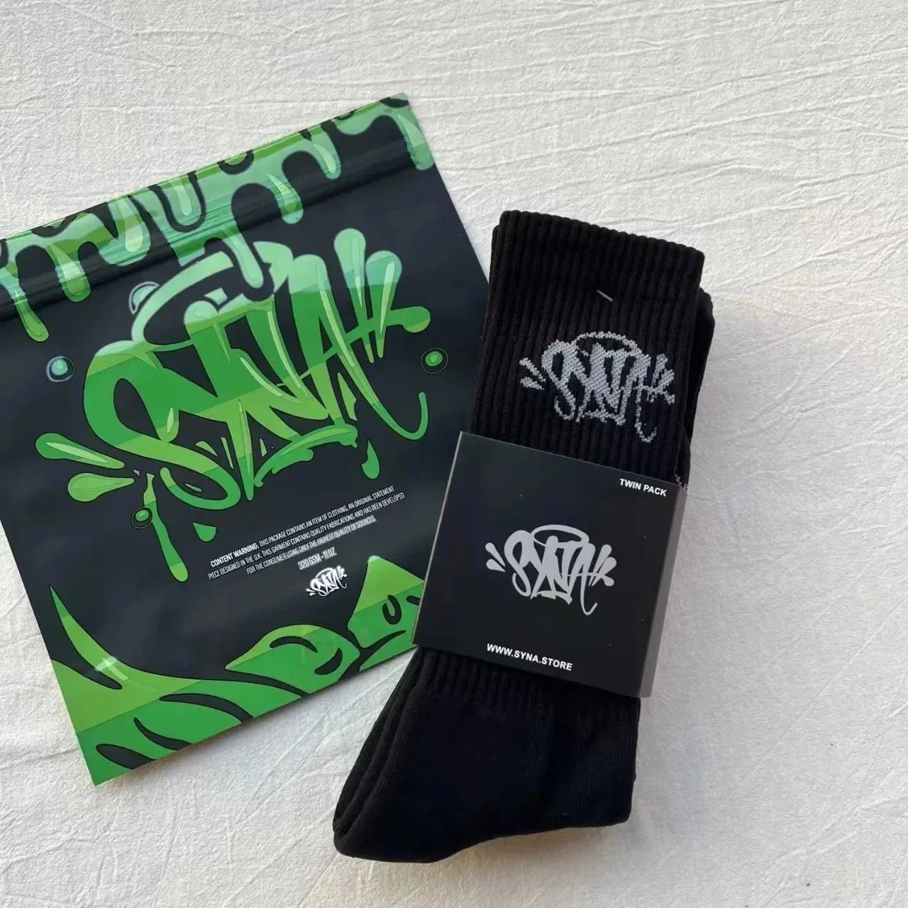 Syna Black Socks
