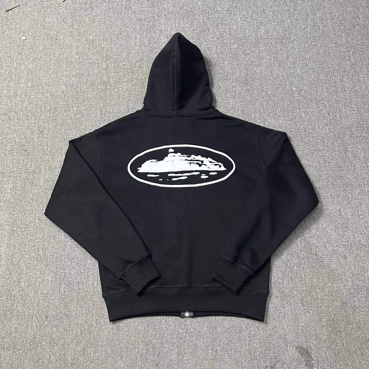 Corteiz Alcatraz Logo Zip-Up Hoodie in Black product photo 4