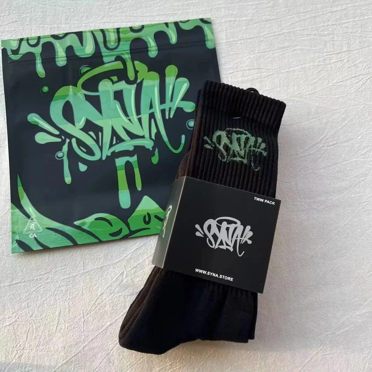 Syna Black Socks