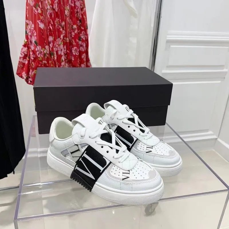 IV 小白鞋 10