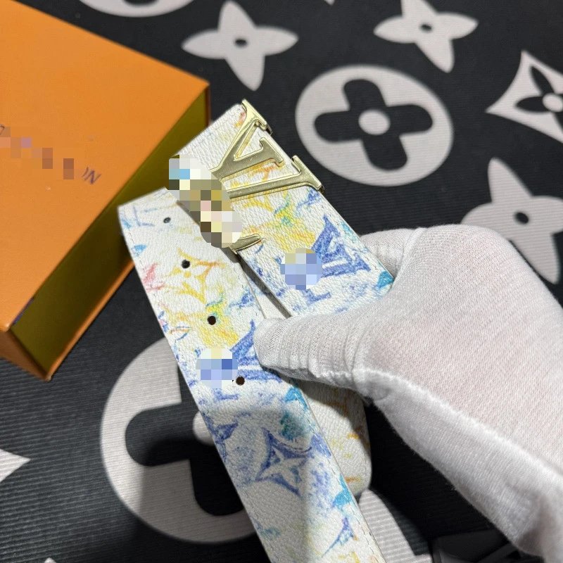 White Graffiti Gold Buckle [No Gift Box]