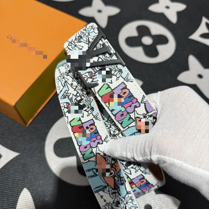SpongeBob Black Buckle [No Gift Box]