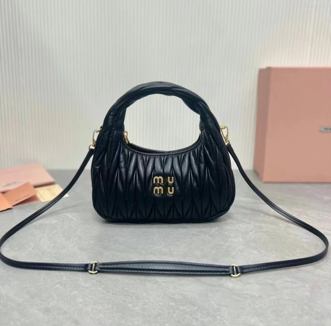 Miu miu Bag — Dark Blue [Original logo Comes with a gift box】 colorway — USFans Spreadsheet photo