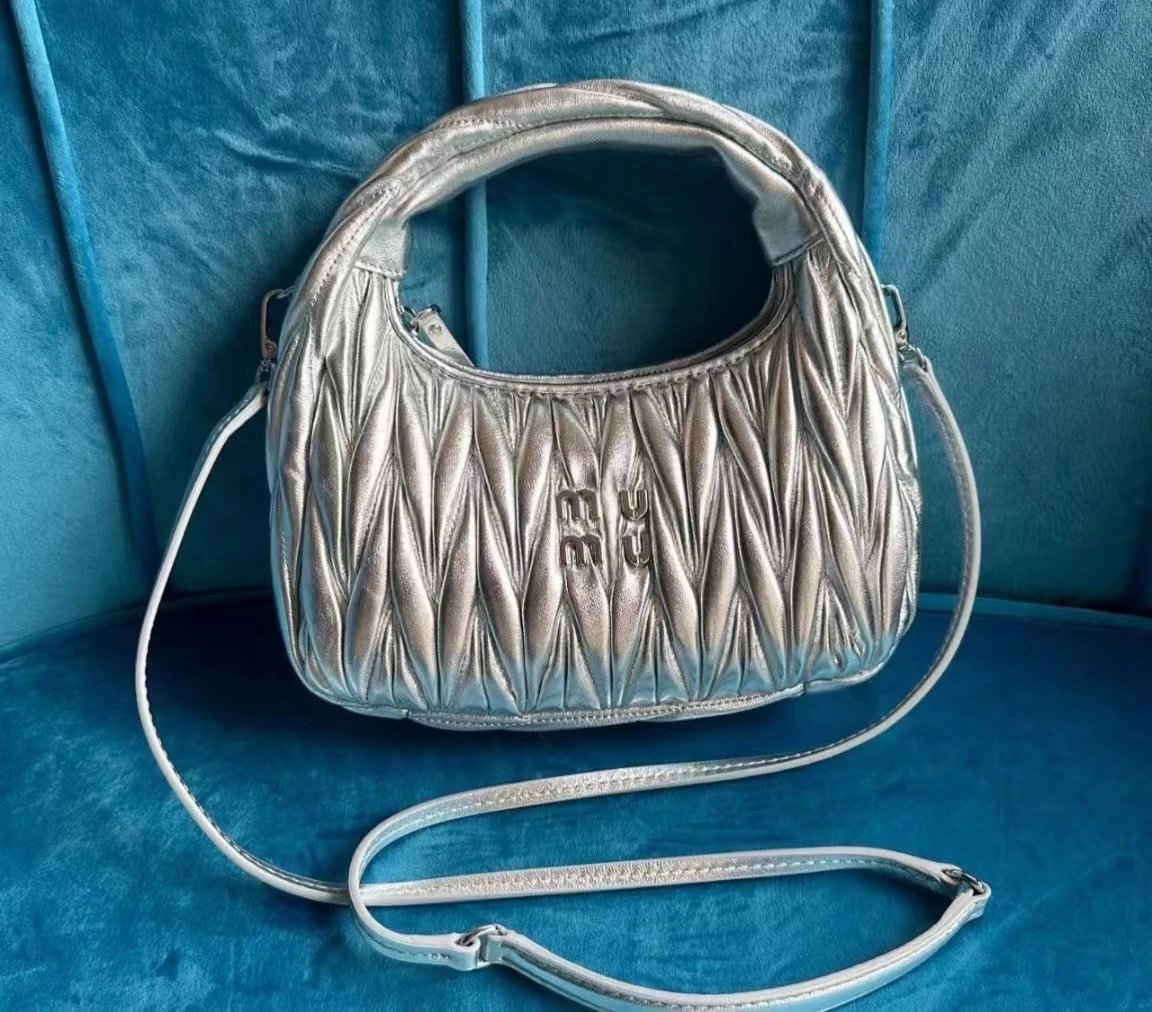 Miu miu Bag — Silver [Original logo Comes with a gift box】 colorway — USFans Spreadsheet photo