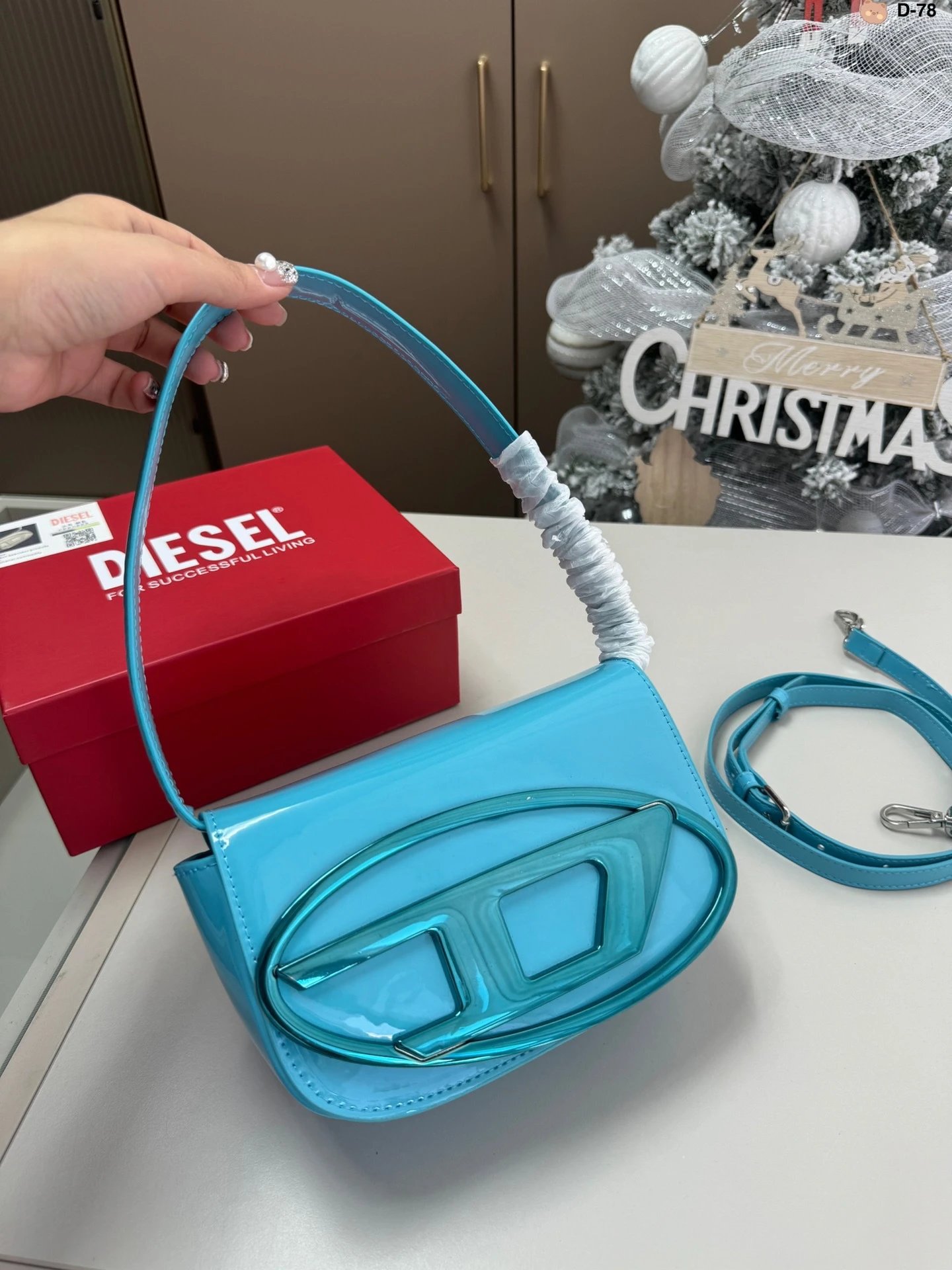 Diesel Bag — Blue colorway — USFans Spreadsheet photo
