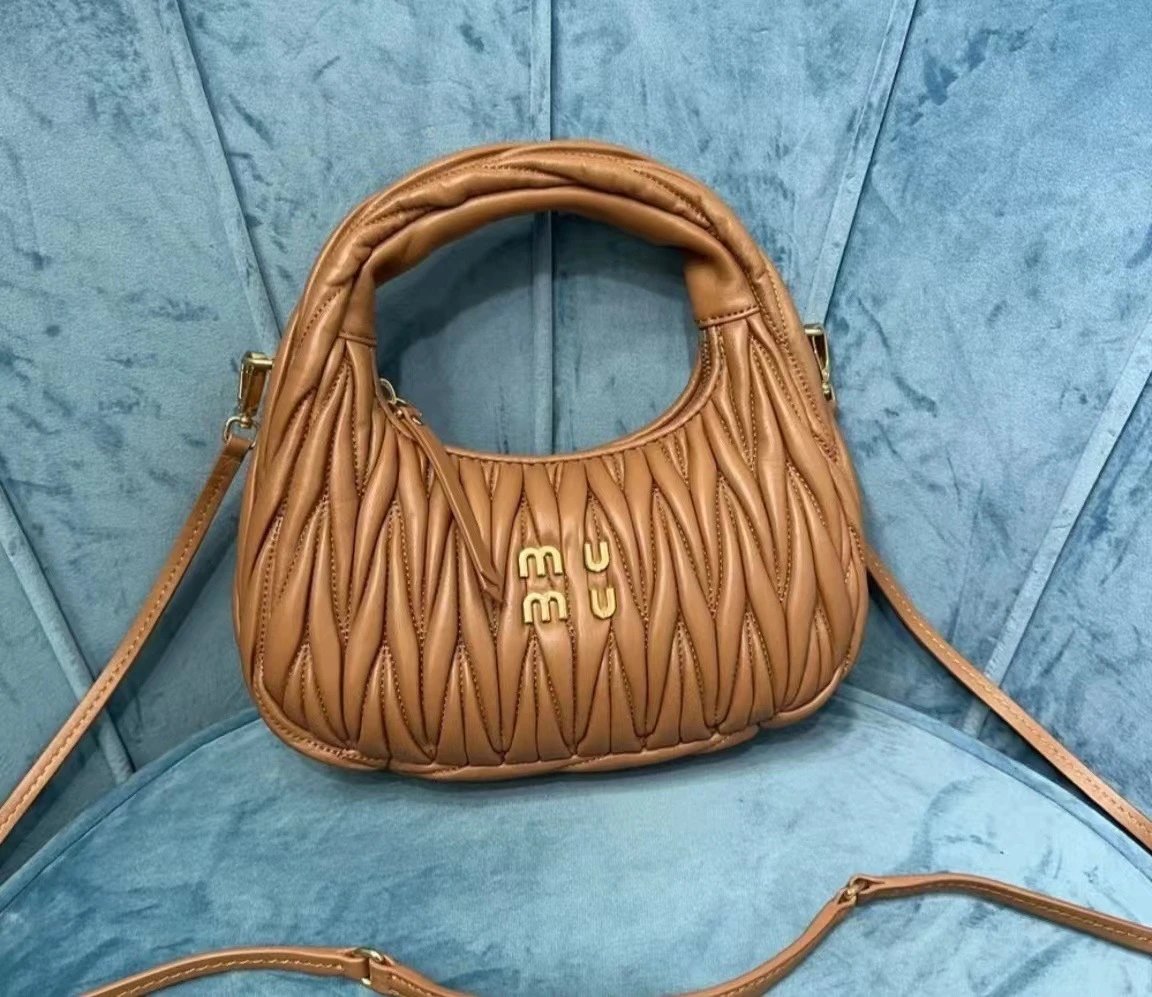 Miu miu Bag — Brown [Original logo Comes with a gift box】 colorway — USFans Spreadsheet photo