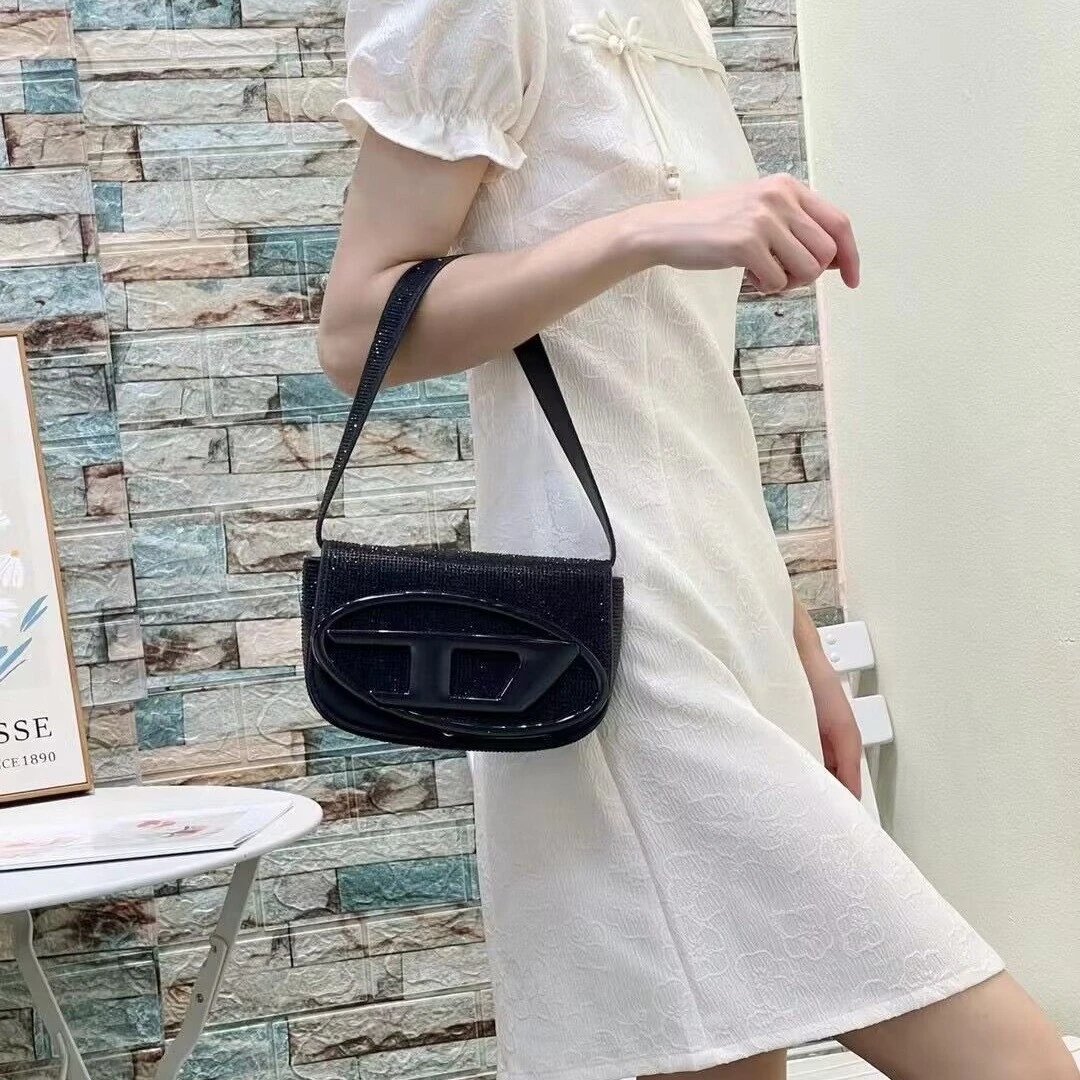 Diesel Bag — Diamond Black colorway — USFans Spreadsheet photo