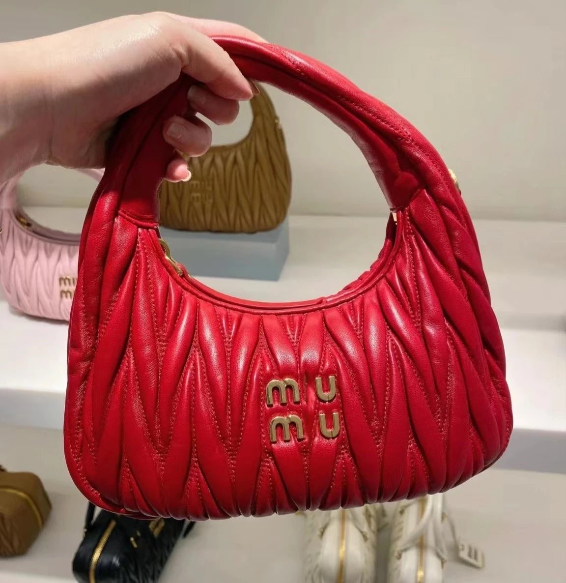 Miu miu Bag — Red [Original logo Comes with a gift box】 colorway — USFans Spreadsheet photo