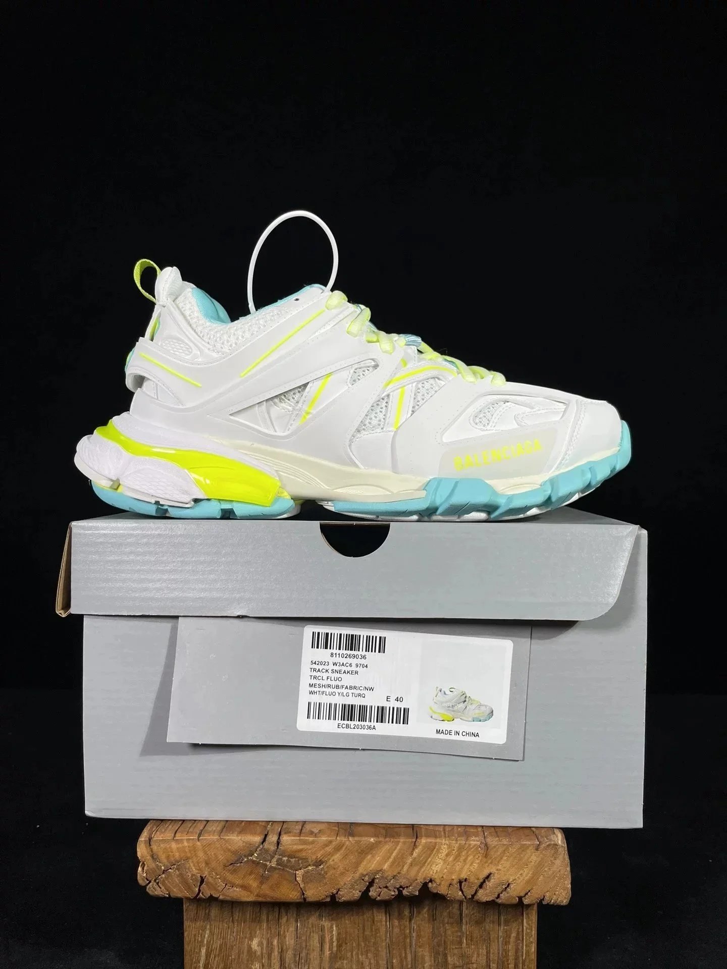 Balenciaga Track Sneakers — Three generations of white fluorescent yellow 69704 colorway — USFans Spreadsheet photo