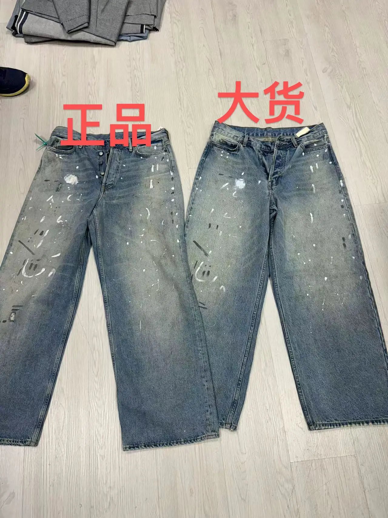 蓝色