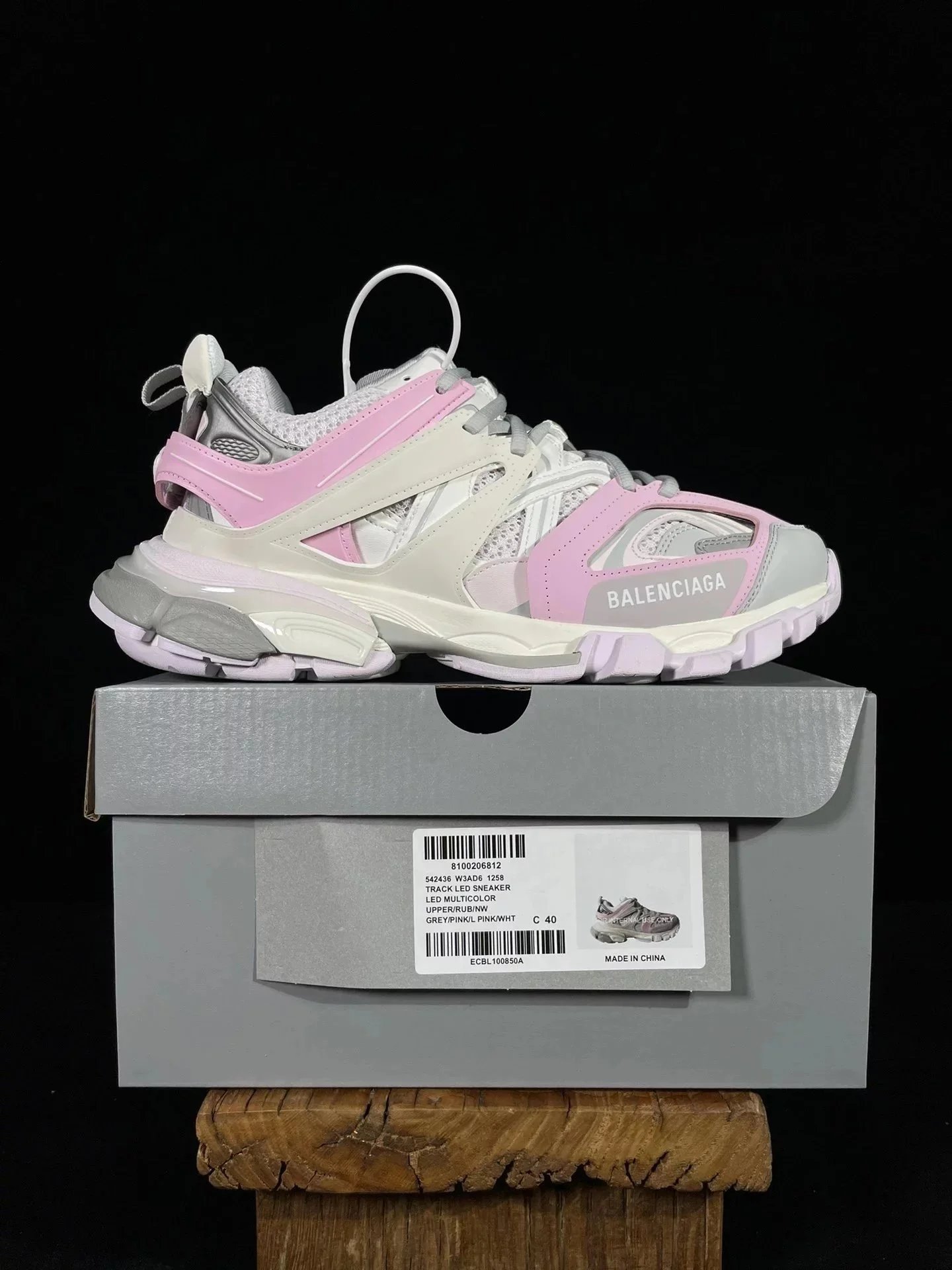 Balenciaga Track Sneakers — Three generations of gray powder white 61258 colorway — USFans Spreadsheet photo