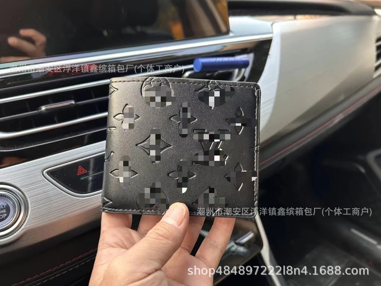 LV Wallet Flowers — Pressing large-character flowers colorway — USFans Spreadsheet photo