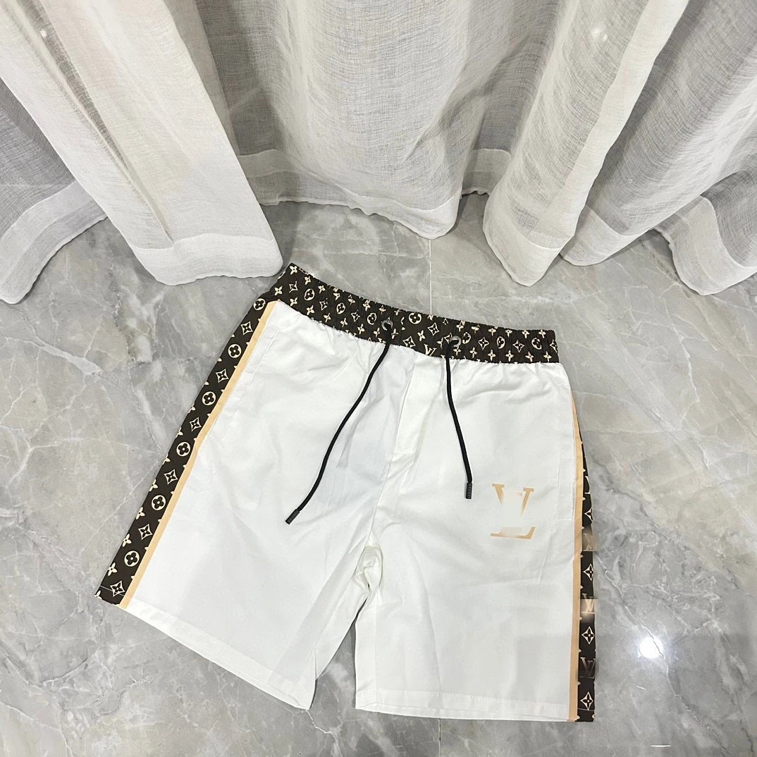 Burberry shorts — V 2318 white colorway — USFans Spreadsheet photo