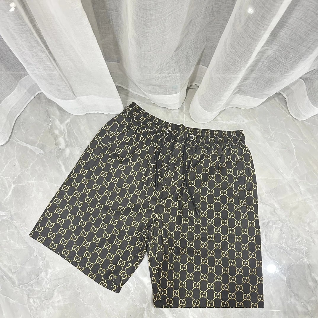 Burberry shorts — 2317 black colorway — USFans Spreadsheet photo