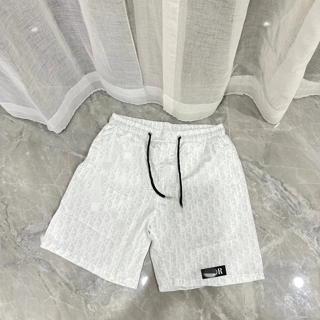 Burberry shorts — V 0065 white colorway — USFans Spreadsheet photo