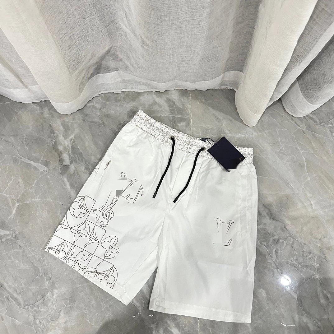 Burberry shorts — V 2322 white colorway — USFans Spreadsheet photo